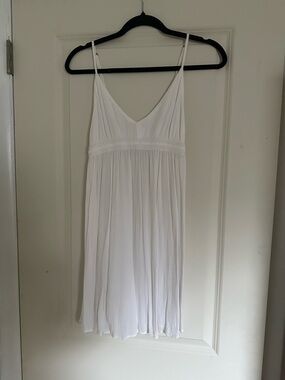 Rip Curl White Sleeveless Smocked Bodice Dress